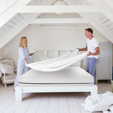 Materac sprężynowy kieszeniowy Sleezzz Superior 160 x 200 cm, wysokość 18 cm, twardość H3