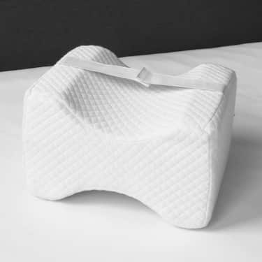 Kniekissen ergonomisch für Seitenschläfer 24 x 20 x 15 cm mit Cooling Effekt Bezug